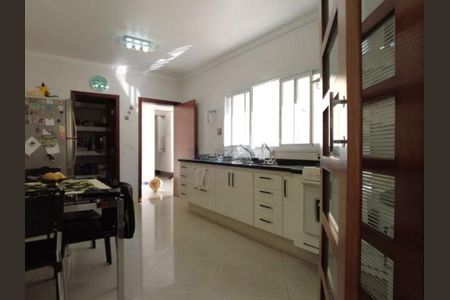 Casa à venda com 360m², 3 quartos e 4 vagas