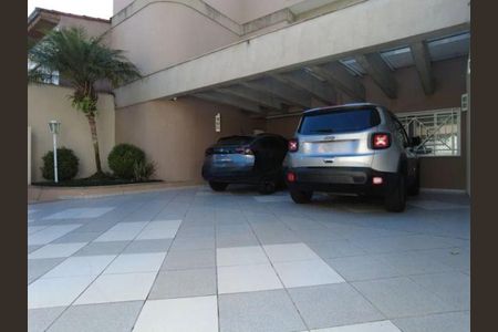 Casa à venda com 360m², 3 quartos e 4 vagas