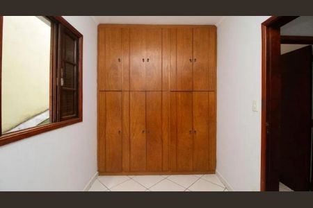 Casa à venda com 163m², 3 quartos e 2 vagas