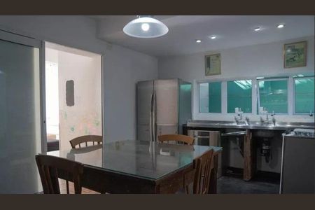 Casa à venda com 3 quartos, 216m² em Jardim, Santo André