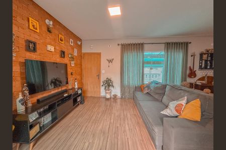 Casa à venda com 2 quartos, 186m² em Santa Maria, São Caetano do Sul