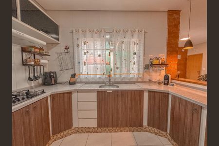 Casa à venda com 186m², 2 quartos e 2 vagas