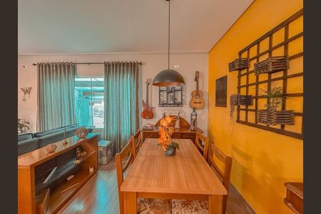 Casa à venda com 2 quartos, 186m² em Santa Maria, São Caetano do Sul