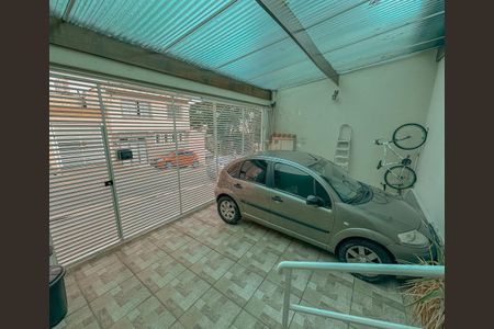 Casa à venda com 186m², 2 quartos e 2 vagas