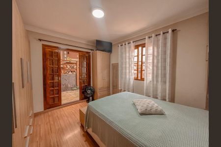 Casa à venda com 2 quartos, 186m² em Santa Maria, São Caetano do Sul