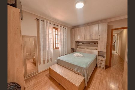 Casa à venda com 2 quartos, 186m² em Santa Maria, São Caetano do Sul