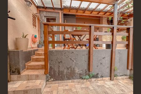 Casa à venda com 186m², 2 quartos e 2 vagas