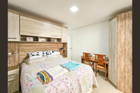 Apartamento à venda com 2 quartos, 50m² em Utinga, Santo André