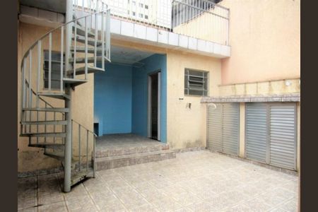 Casa à venda com 151m², 2 quartos e 4 vagas