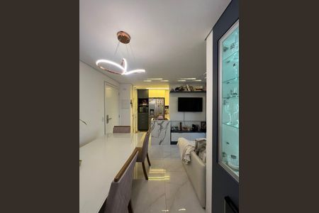 Apartamento à venda com 2 quartos, 58m² em Vila Curuçá, Santo André