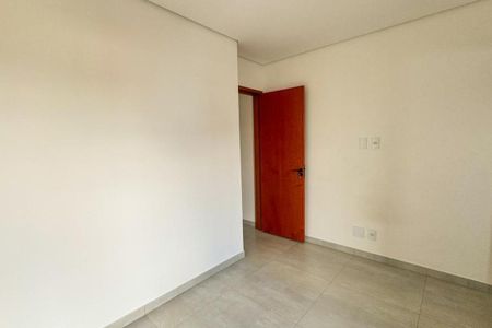 Apartamento à venda com 2 quartos, 40m² em Jardim Ocara, Santo André