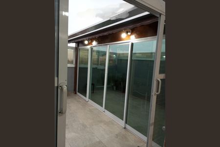 Apartamento à venda com 2 quartos, 84m² em Vila Silvestre, Santo André
