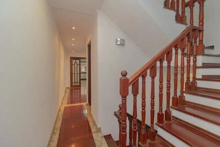 Casa à venda com 359m², 4 quartos e 4 vagas