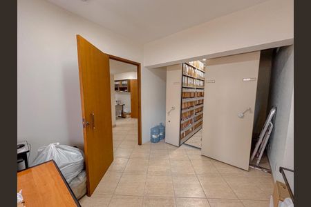 Casa à venda com 322m², 4 quartos e 3 vagas