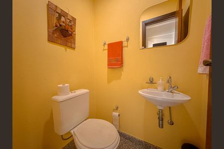 Casa à venda com 322m², 4 quartos e 3 vagas