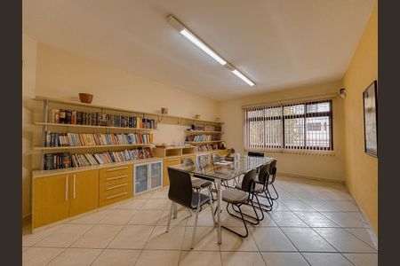 Casa à venda com 322m², 4 quartos e 3 vagas