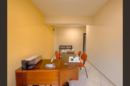 Casa à venda com 322m², 4 quartos e 3 vagas