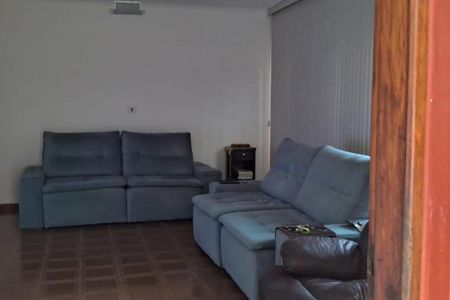 Casa à venda com 3 quartos, 210m² em Parque Oratório, Santo André