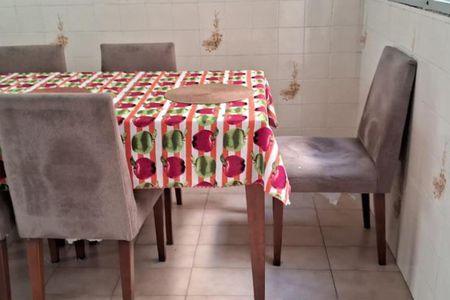 Casa à venda com 3 quartos, 210m² em Parque Oratório, Santo André