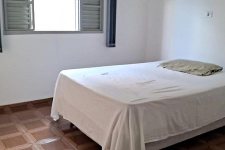 Casa à venda com 3 quartos, 210m² em Parque Oratório, Santo André