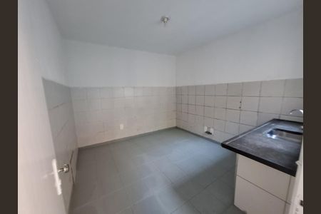 Casa à venda com 2 quartos, 70m² em Vila Gilda, Santo André