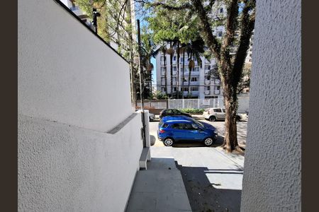 Casa à venda com 70m², 2 quartos e 1 vaga