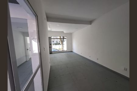 Casa à venda com 2 quartos, 70m² em Vila Gilda, Santo André