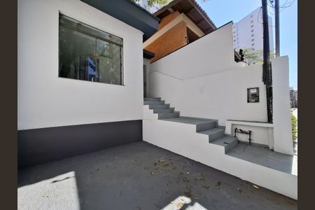 Casa à venda com 70m², 2 quartos e 1 vaga