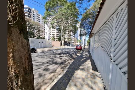 Casa à venda com 70m², 2 quartos e 1 vaga