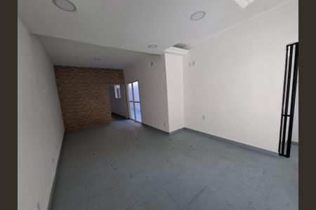 Casa à venda com 2 quartos, 70m² em Vila Gilda, Santo André