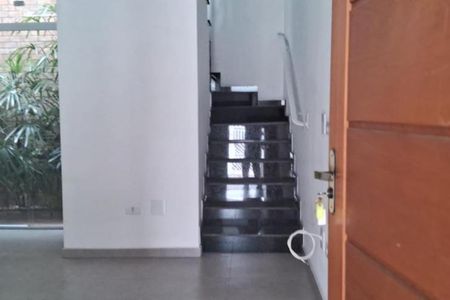 Casa à venda com 90m², 2 quartos e 2 vagas