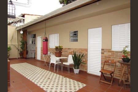 Casa à venda com 180m², 4 quartos e 2 vagas
