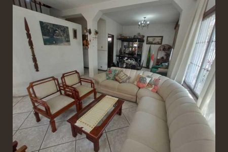 Casa à venda com 5 quartos, 102m² em Jardim Guanabara, Rio de Janeiro