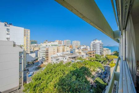 Apartamento à venda com 105m², 4 quartos e 1 vaga