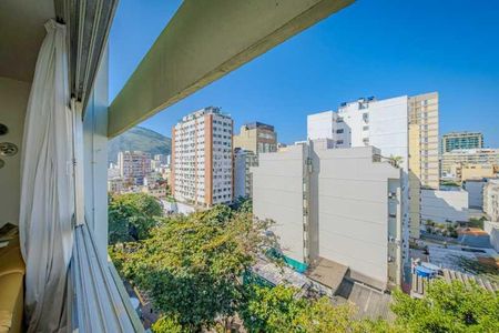 Apartamento à venda com 105m², 4 quartos e 1 vaga