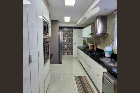 Apartamento à venda com 180m², 3 quartos e 3 vagas