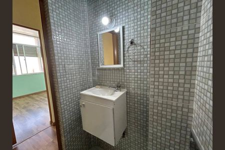 Apartamento à venda com 72m², 2 quartos e sem vaga