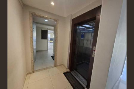 Apartamento à venda com 67m², 2 quartos e 1 vaga