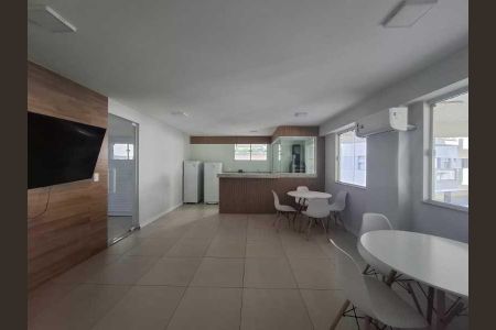 Apartamento à venda com 67m², 2 quartos e 1 vaga