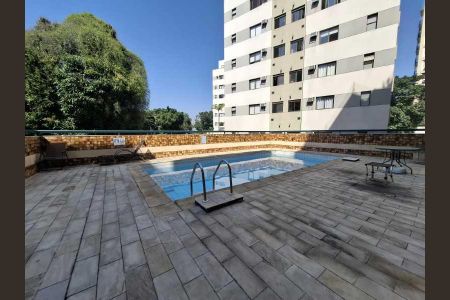 Apartamento à venda com 67m², 2 quartos e 1 vaga