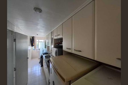 Apartamento à venda com 67m², 2 quartos e 1 vaga