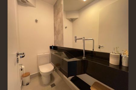 Casa de condomínio à venda com 170m², 3 quartos e 2 vagas Casa de condomínio à venda com 170m², 3 quartos e 2 vagasLavabo