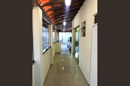 Casa à venda com 187m², 3 quartos e 4 vagas