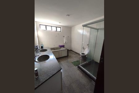 Casa à venda com 450m², 5 quartos e 3 vagas