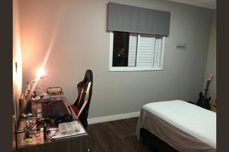 Casa à venda com 3 quartos, 105m² em Vila Lucinda, Santo André