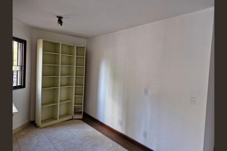 Apartamento à venda com 4 quartos, 172m² em Cambuí, Campinas