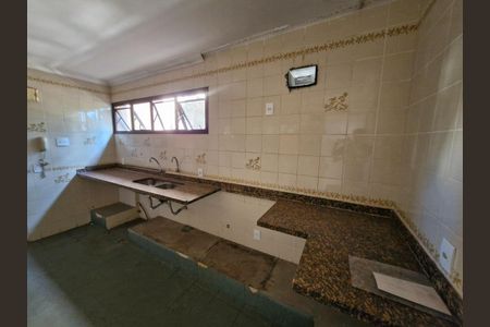 Apartamento à venda com 172m², 4 quartos e 2 vagas