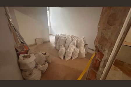 Apartamento à venda com 2 quartos, 75m² em Copacabana, Rio de Janeiro