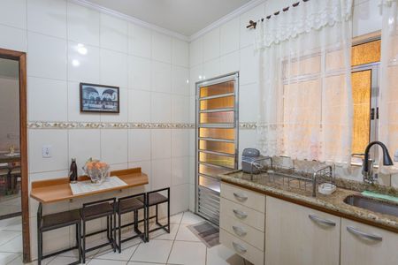 Casa à venda com 204m², 3 quartos e 2 vagas Casa à venda com 204m², 3 quartos e 2 vagasCozinha