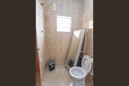 Casa à venda com 204m², 3 quartos e 2 vagas Casa à venda com 204m², 3 quartos e 2 vagasBanheiro de serviço